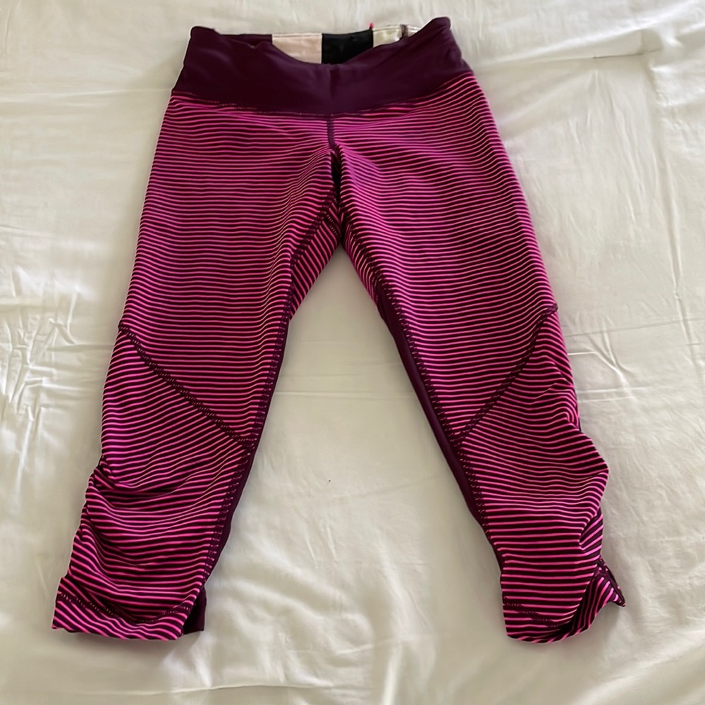 Lululemon cropped leggings